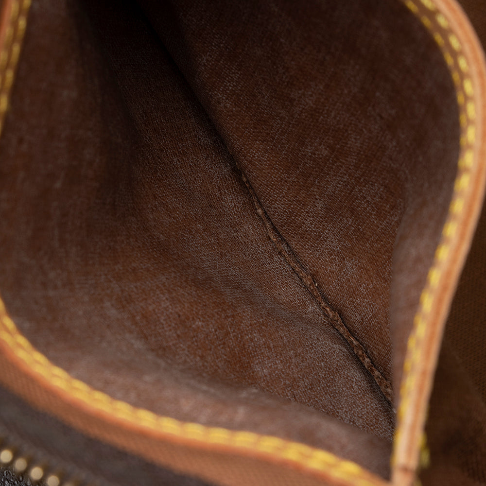Louis Vuitton Monogram Canvas Speedy 35 Satchel (SHF-18363)