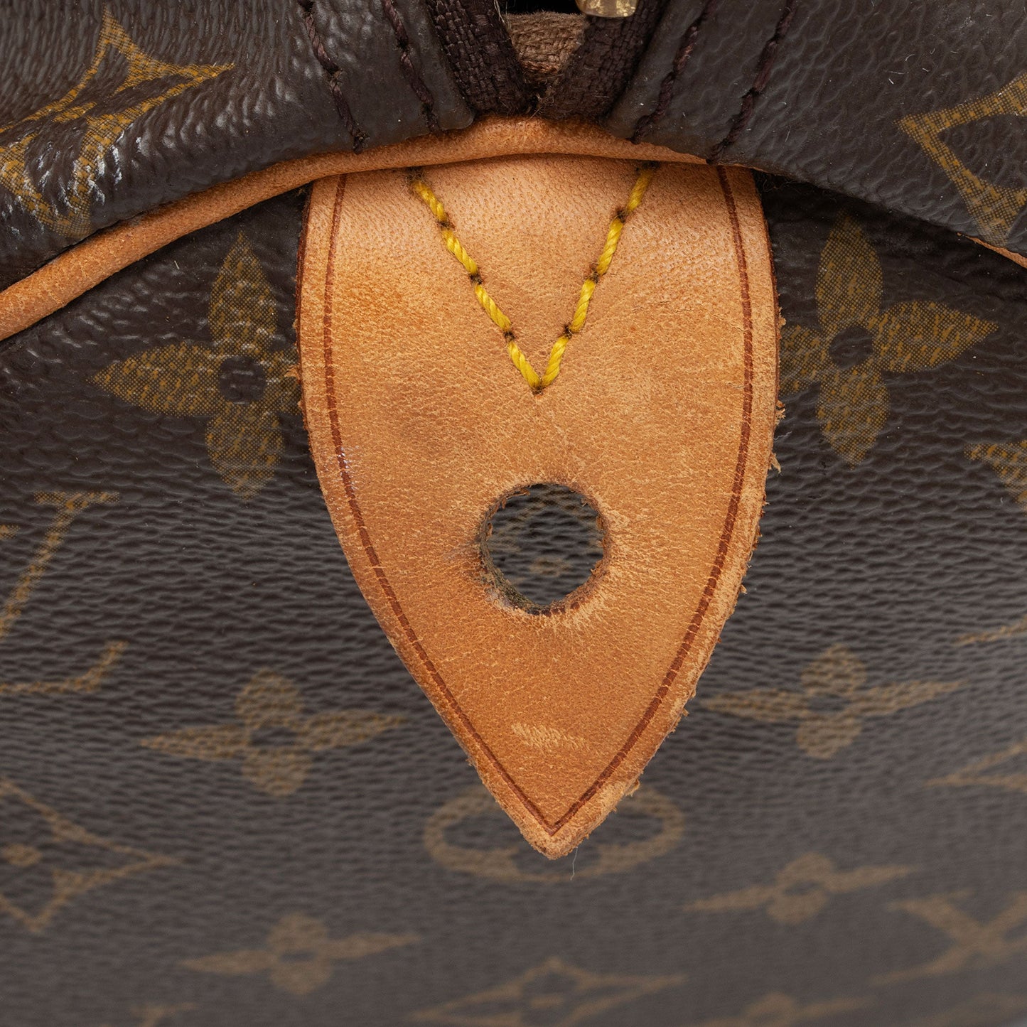 Louis Vuitton Vintage Monogram Canvas Speedy 40 Satchel (SHF-eH9l4O)
