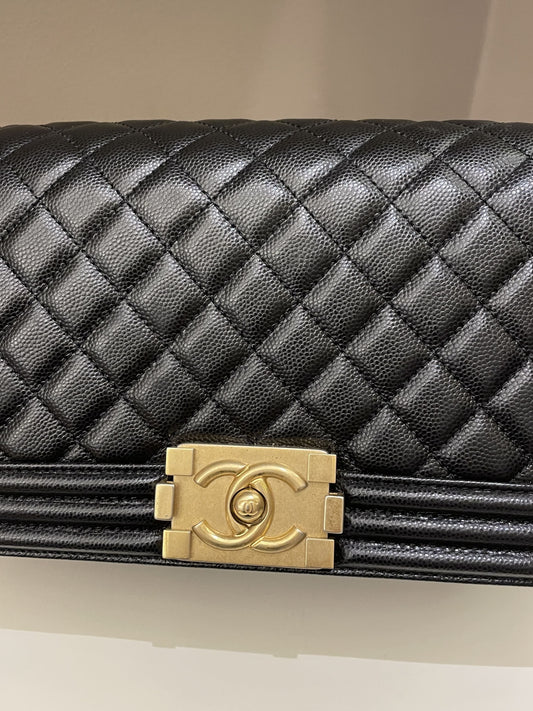 Luxury Chanel Quilted Boy Old Medium Black Caviar