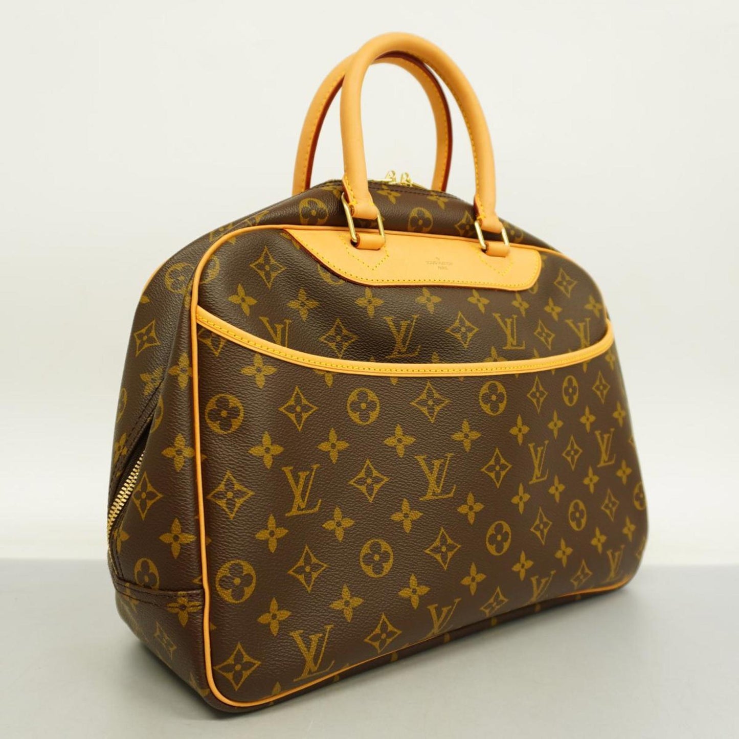 Louis Vuitton Deauville Canvas Handbag ()