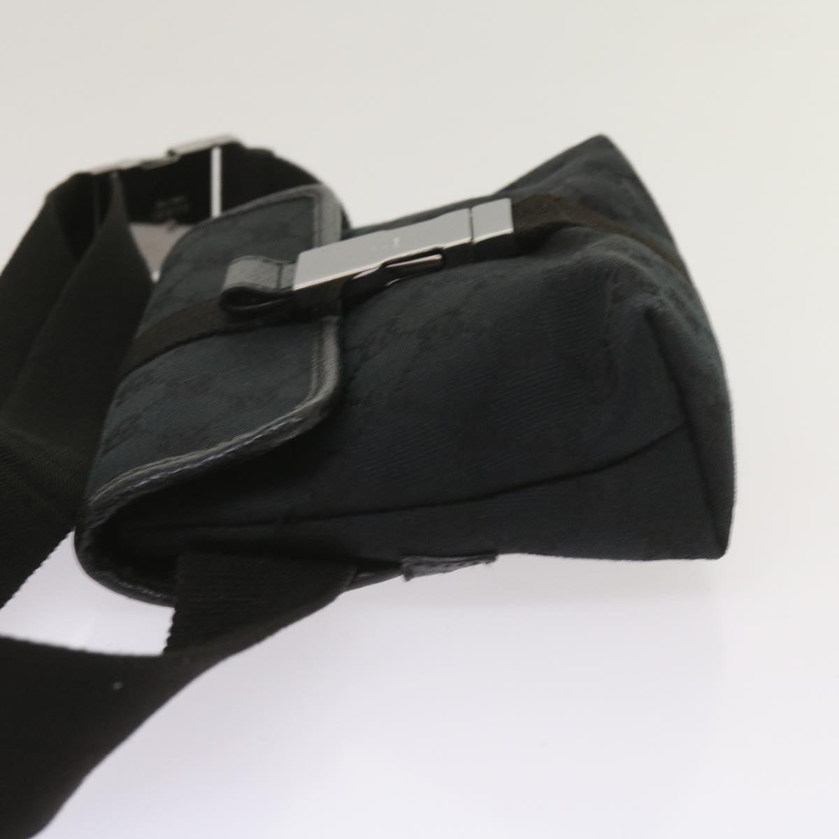 GUCCI GG Canvas Waist bag Black 131236 am5634