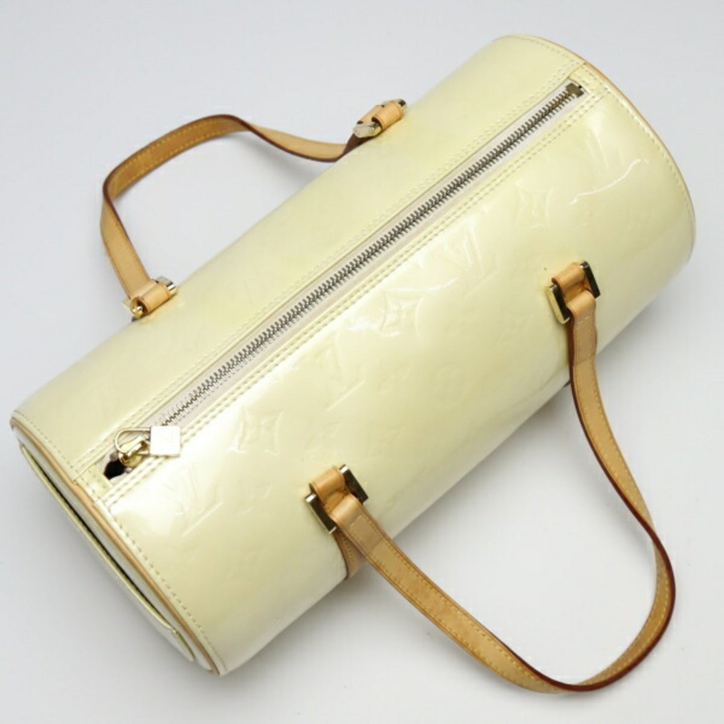 Louis Vuitton Bedford Patent Leather Shoulder Bag ()