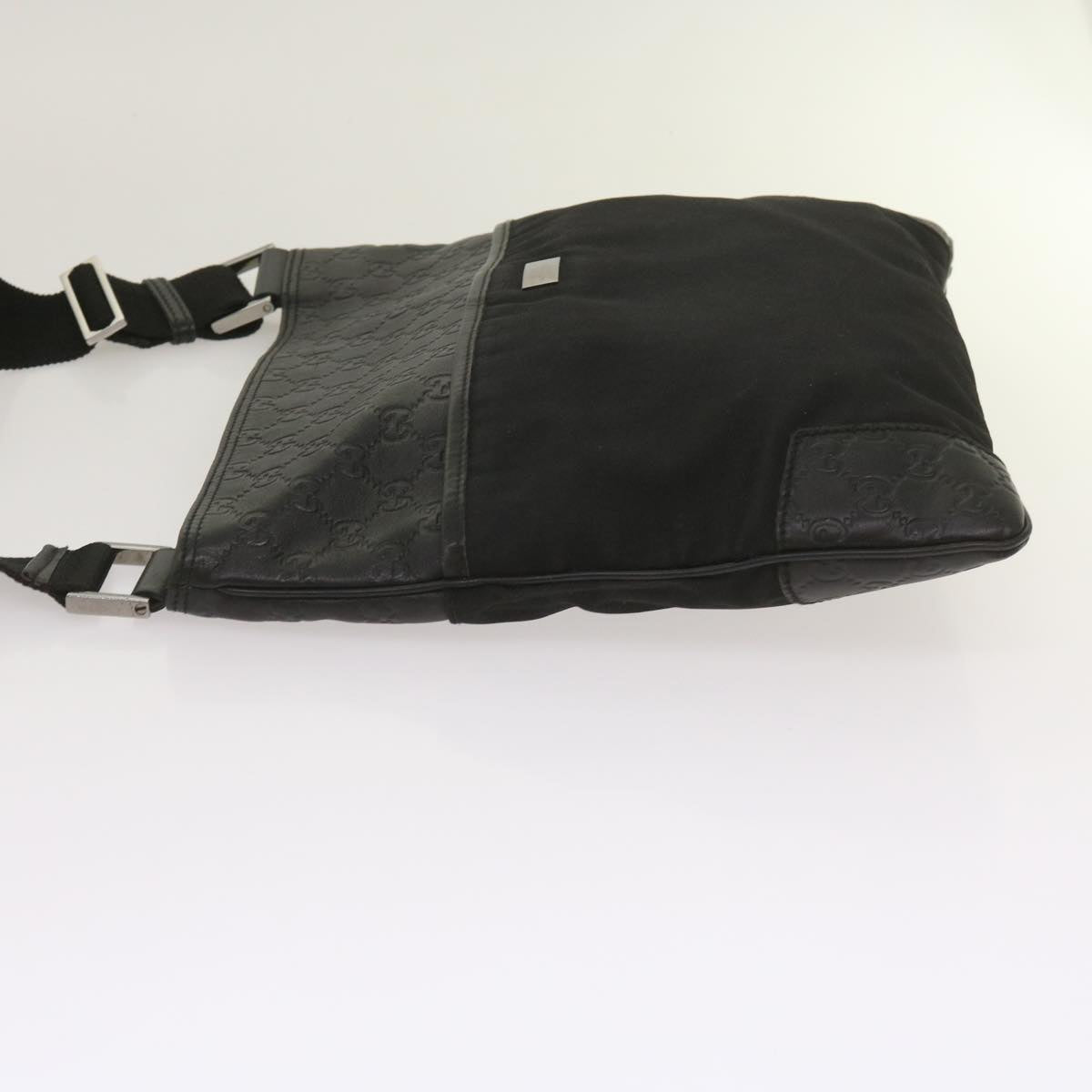 GUCCI GG Canvas Guccissima Shoulder Bag Black 161822 bs11877