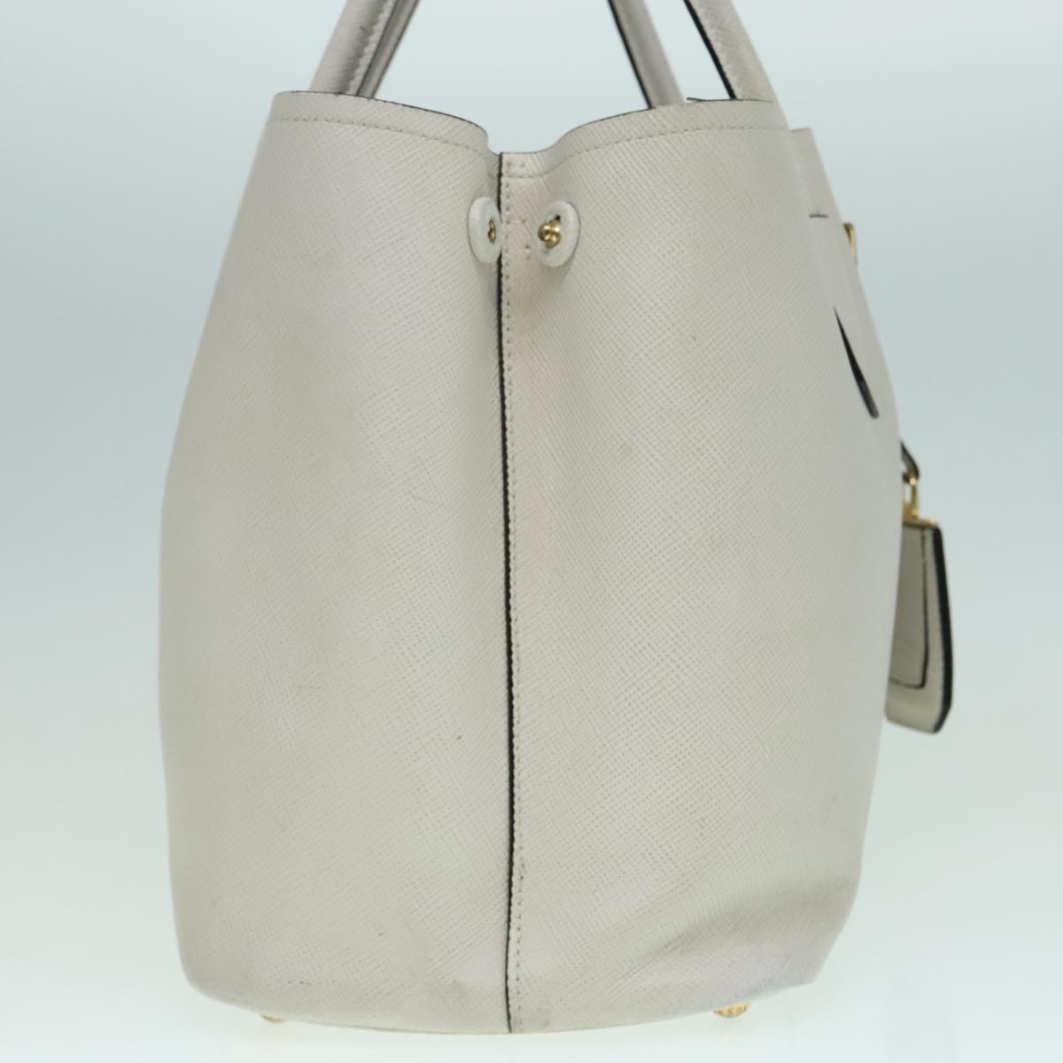 Luxury Prada Safiano leather Hand Bag White bs18431