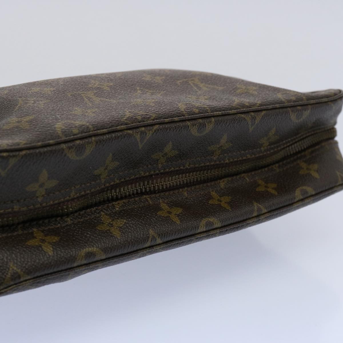 Louis Vuitton Trousse De Toilette Canvas Clutch Bag ()