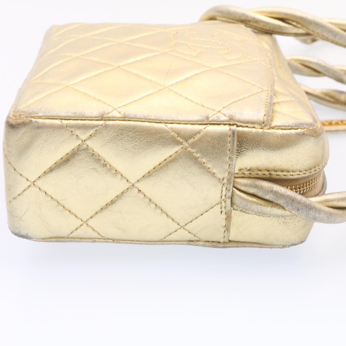 Luxury Chanel Lamb Skin Matelasse Shoulder Bag Gold CC am1684gA