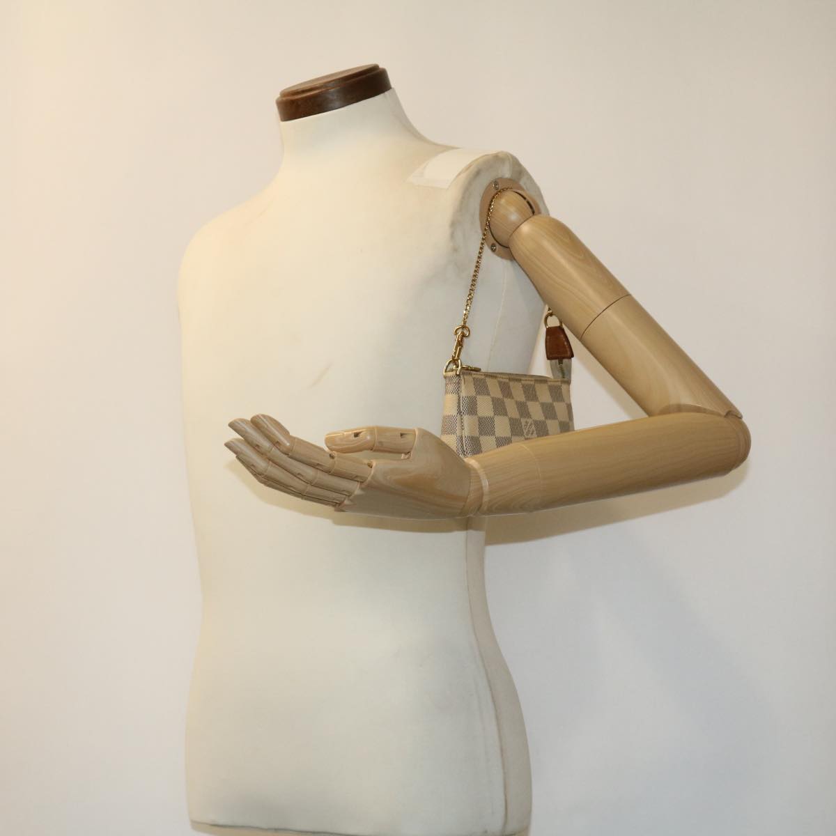 LOUIS VUITTON Damier Azur Mini Pochette Accessoires Pouch N58010 LV hs1183