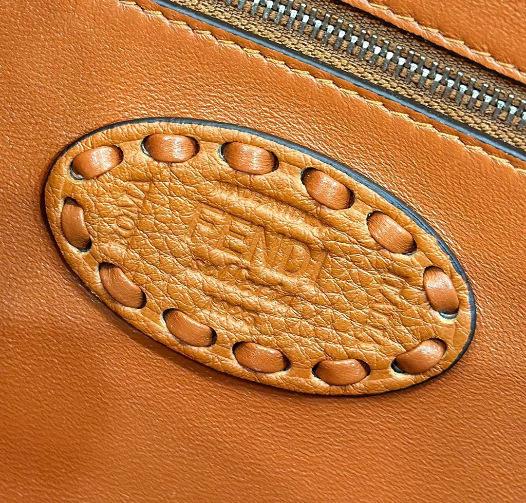 Luxury FendiBAGUETTE 27CM TAN CALFSKIN SILVER HARDWARE