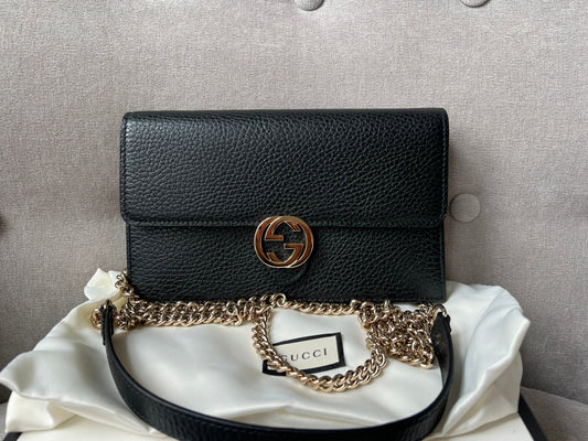 Luxury Gucci Black Interlocking Chain Wallet
