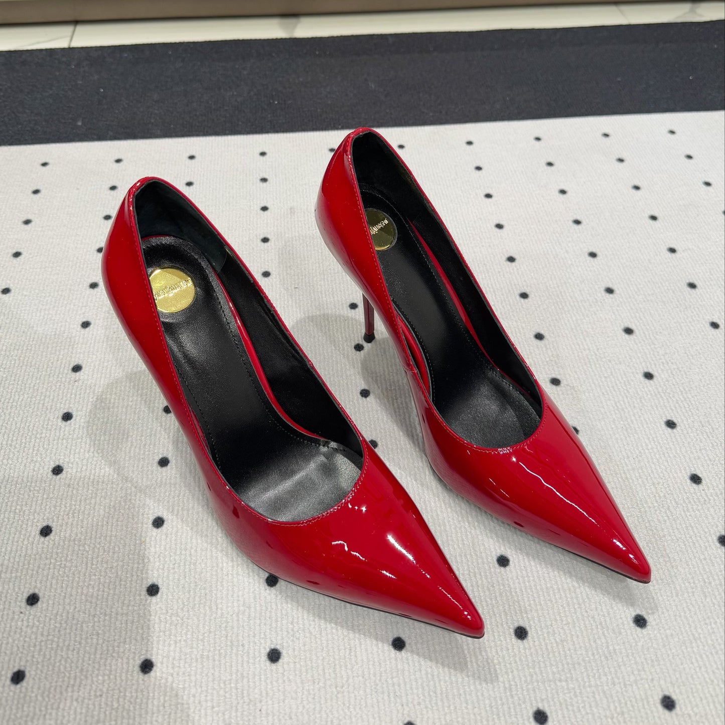 Luxury Saint Laurent NORMA PUMPS IN RED GLOSSY SHEEPSKIN