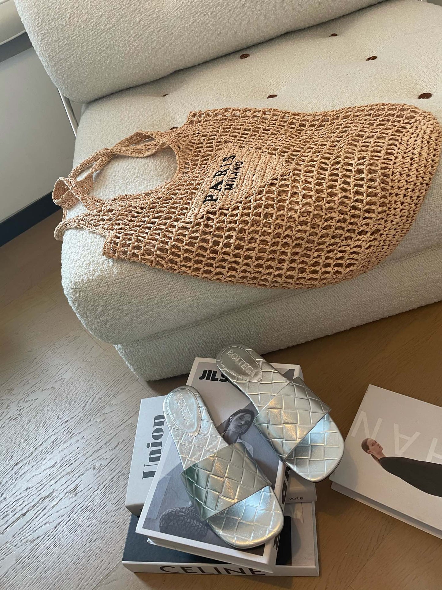 Luxury Bottega Veneta amy flat mule silver metalic lambskin