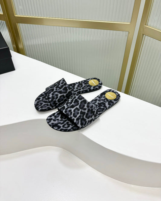 Luxury Saint Laurent CARLYLE SLIDES IN LEOPARD GROSGRAIN BLACK WHITE
