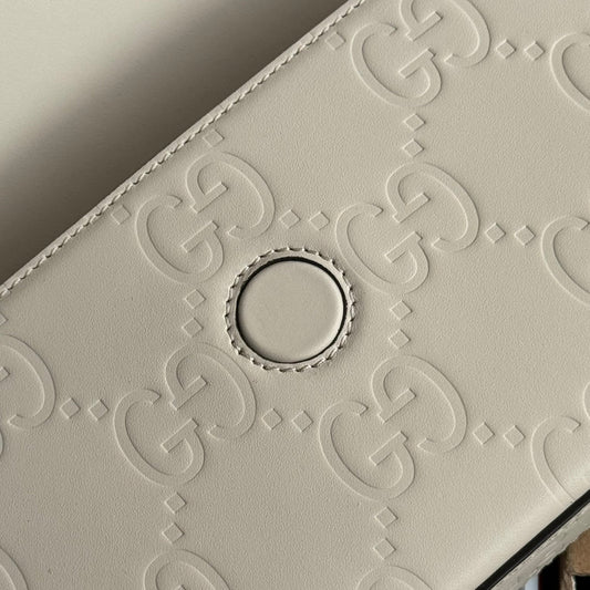 Luxury Gucci SUPER MINI SHOULDER BAG 21 IN WHITE EMBOSSED CALFSKIN