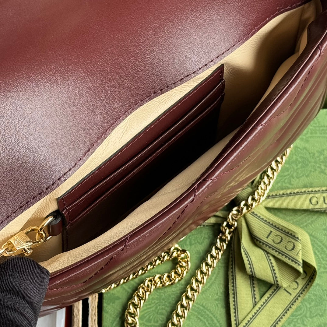Luxury Gucci gg marmont 21cm cherry red calfskin gold hardware
