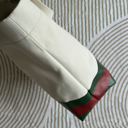 Luxury Gucci TOTE BAG 40 IN WHITE CANVAS WITH WEB TRIM AND EMBOSSED LOGO
