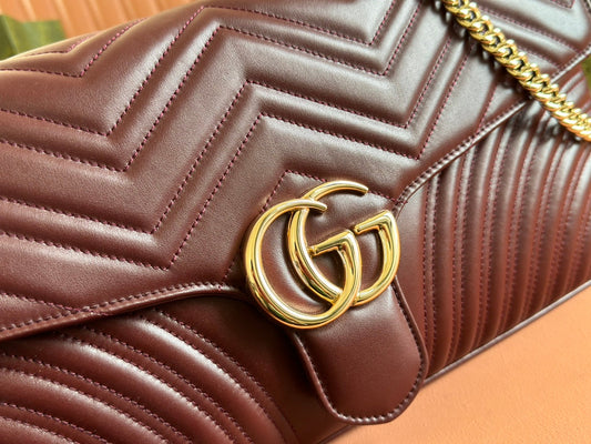 Luxury Gucci MARMONT SHOULDER BAG 40 IN WINE RED CALFSKIN GOLD CHAIN