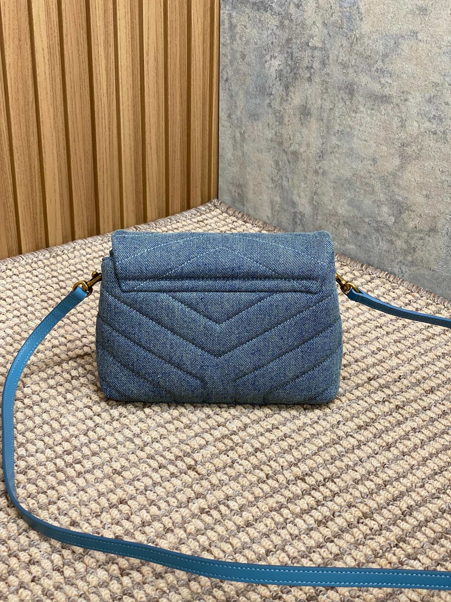 Luxury Saint Laurent LOULOU MINI BAG 20 IN BLUE DENIM GOLD HARDWARE