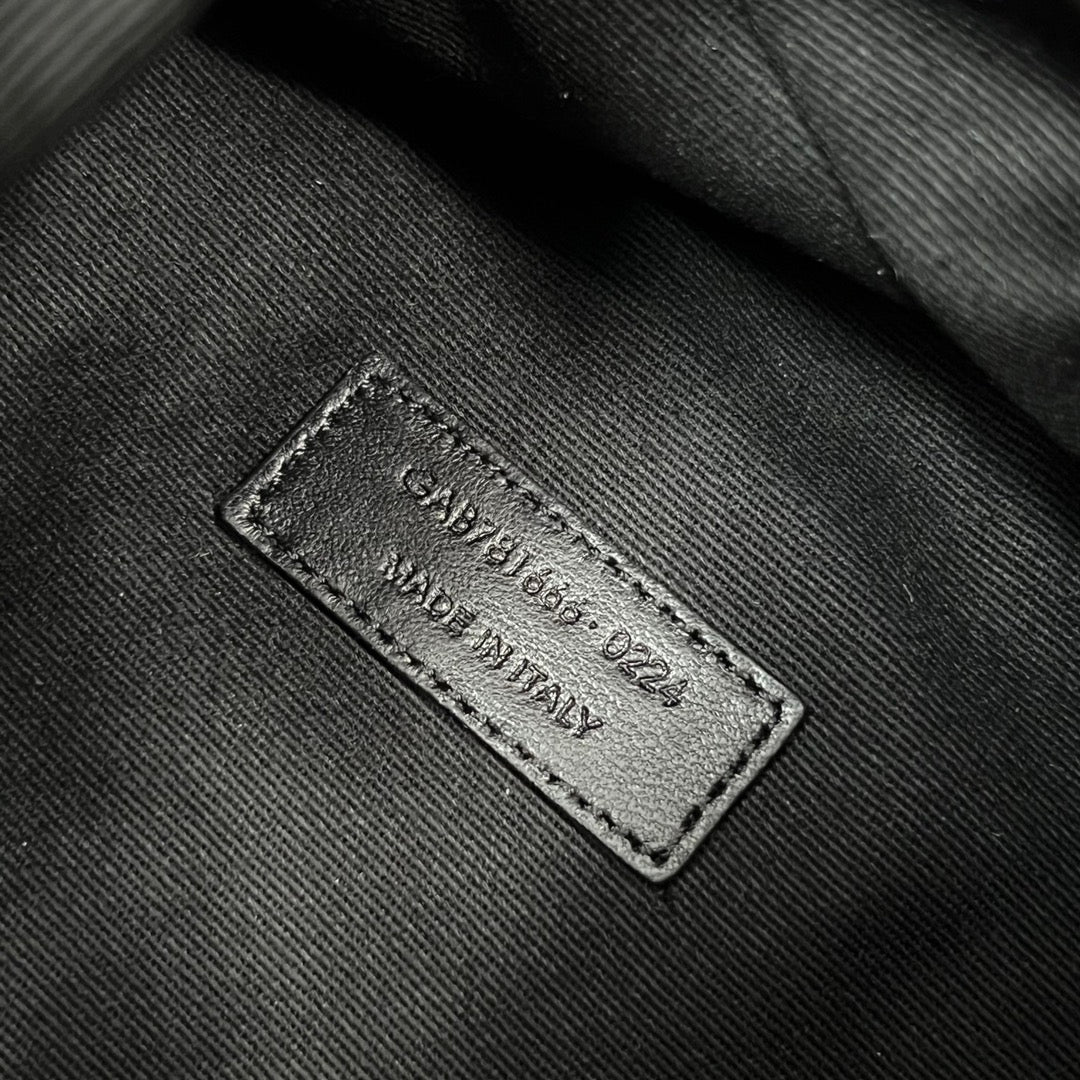 Luxury Saint Laurent JAMIE POCHON 38 IN BLACK LAMBSKIN GOLD HARDWARE