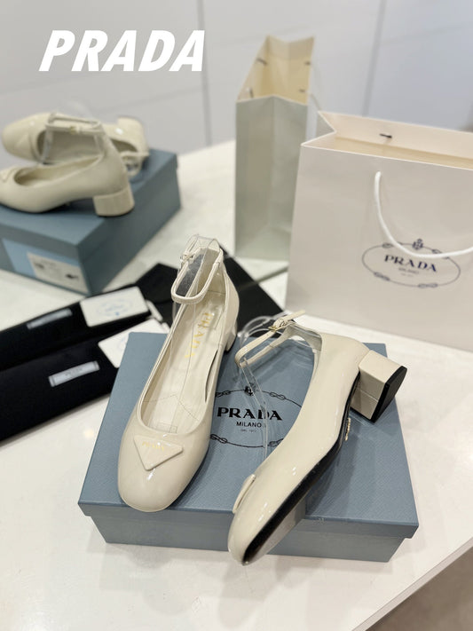 Luxury PradaBallerina Pumps 40 White Patent Calfskin