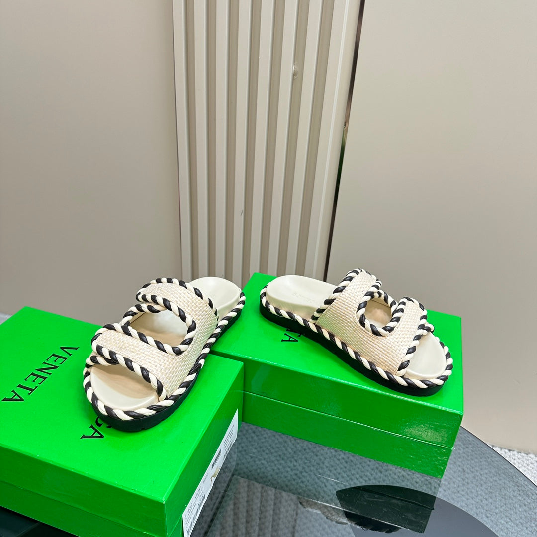 Luxury Bottega Veneta jack flat mule white black canvas lambskin