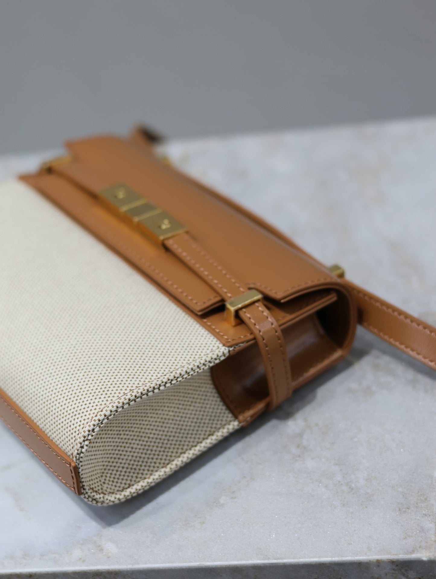 Luxury Saint Laurent MANHATTAN MINI 19 IN WHITE CANVAS AND BROWN LAMBSKIN GOLD BUCKLE