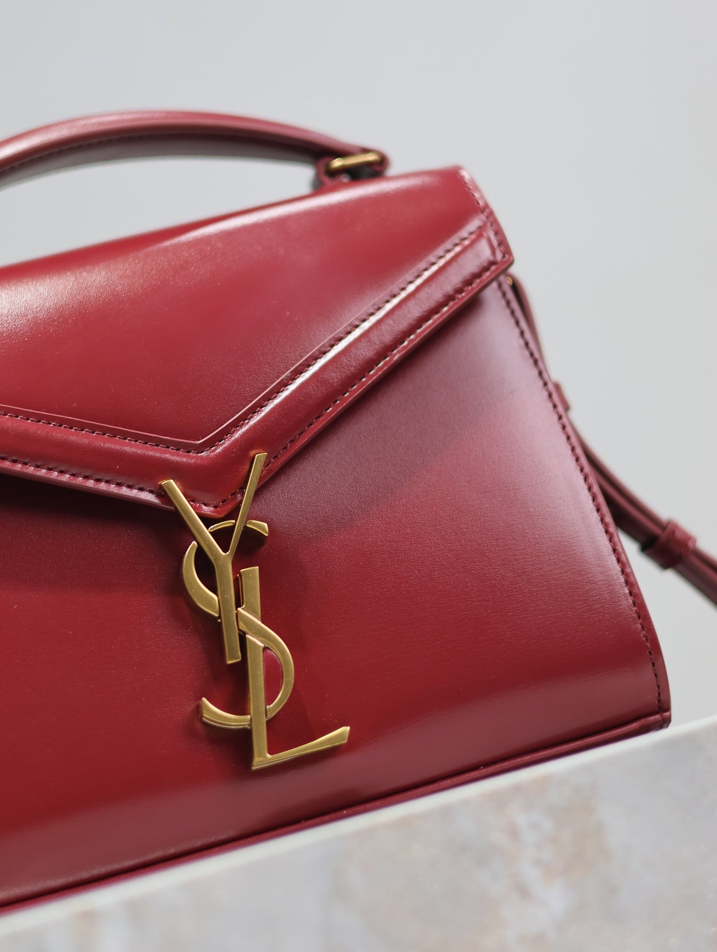 Luxury Saint Laurent CASSANDRA MINI TOP HANDLE BAG 20 IN RED CALFSKIN GOLD HARDWARE