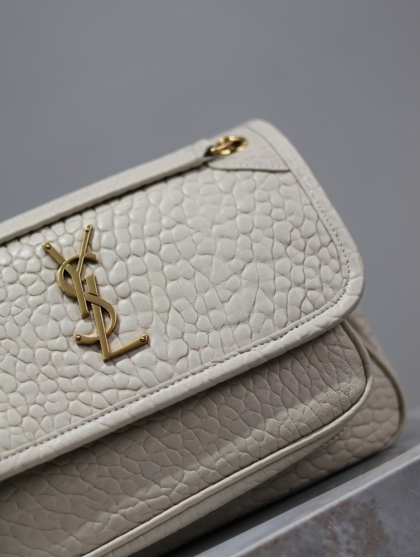 Luxury Saint Laurent NIKI BABY 22 IN WHITE ELEPHANT PATTERN LAMBSKIN GOLD LOGO