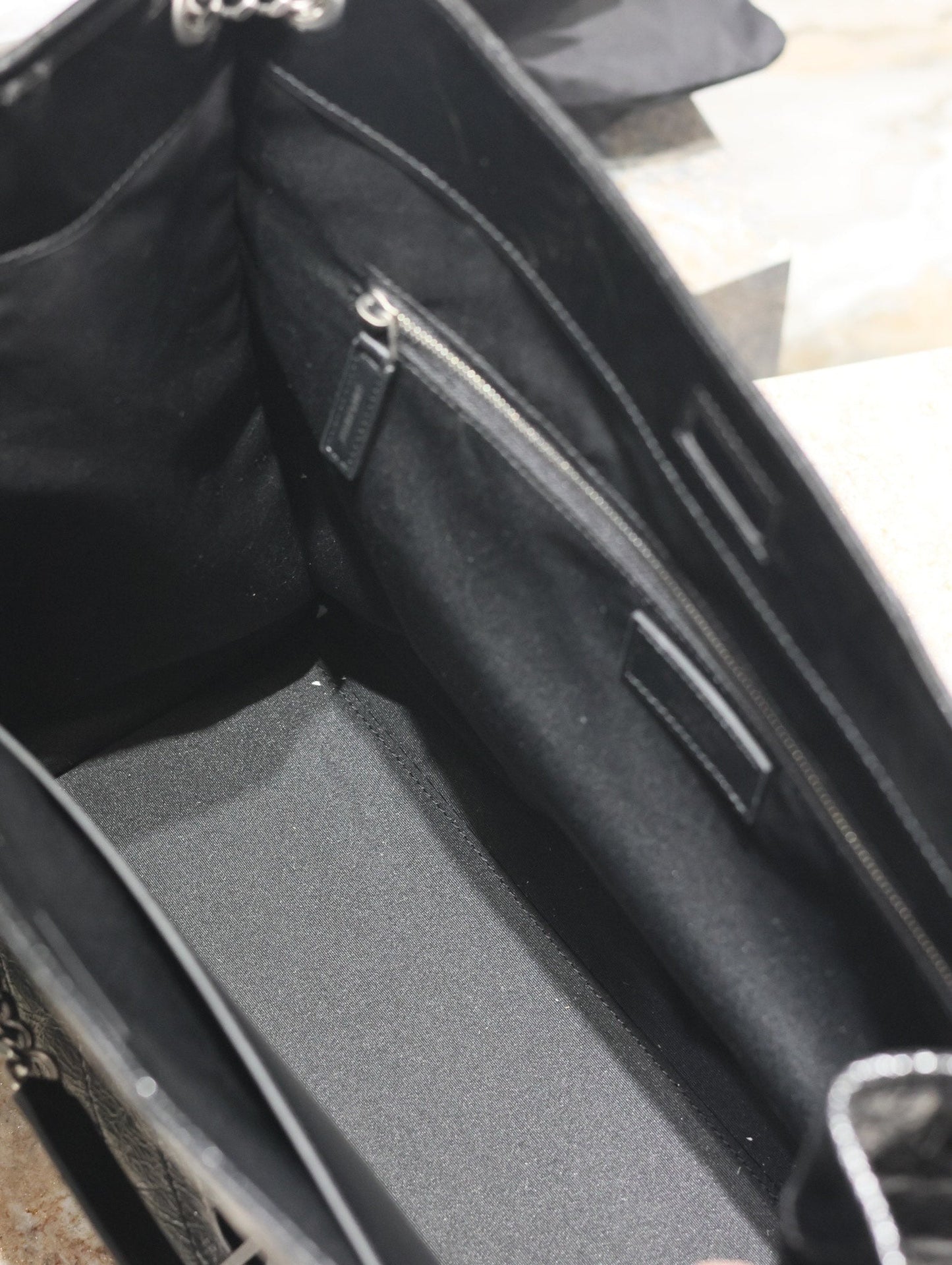 Luxury Saint Laurent NIKI SHOPPING BAG 39 IN BLACK CRUMPLED CALFSKIN SILVER HARDWARE