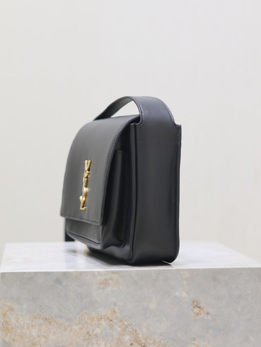 Luxury Saint Laurent NIKI BABY 22 IN BLACK CALFSKIN GOLD LOGO