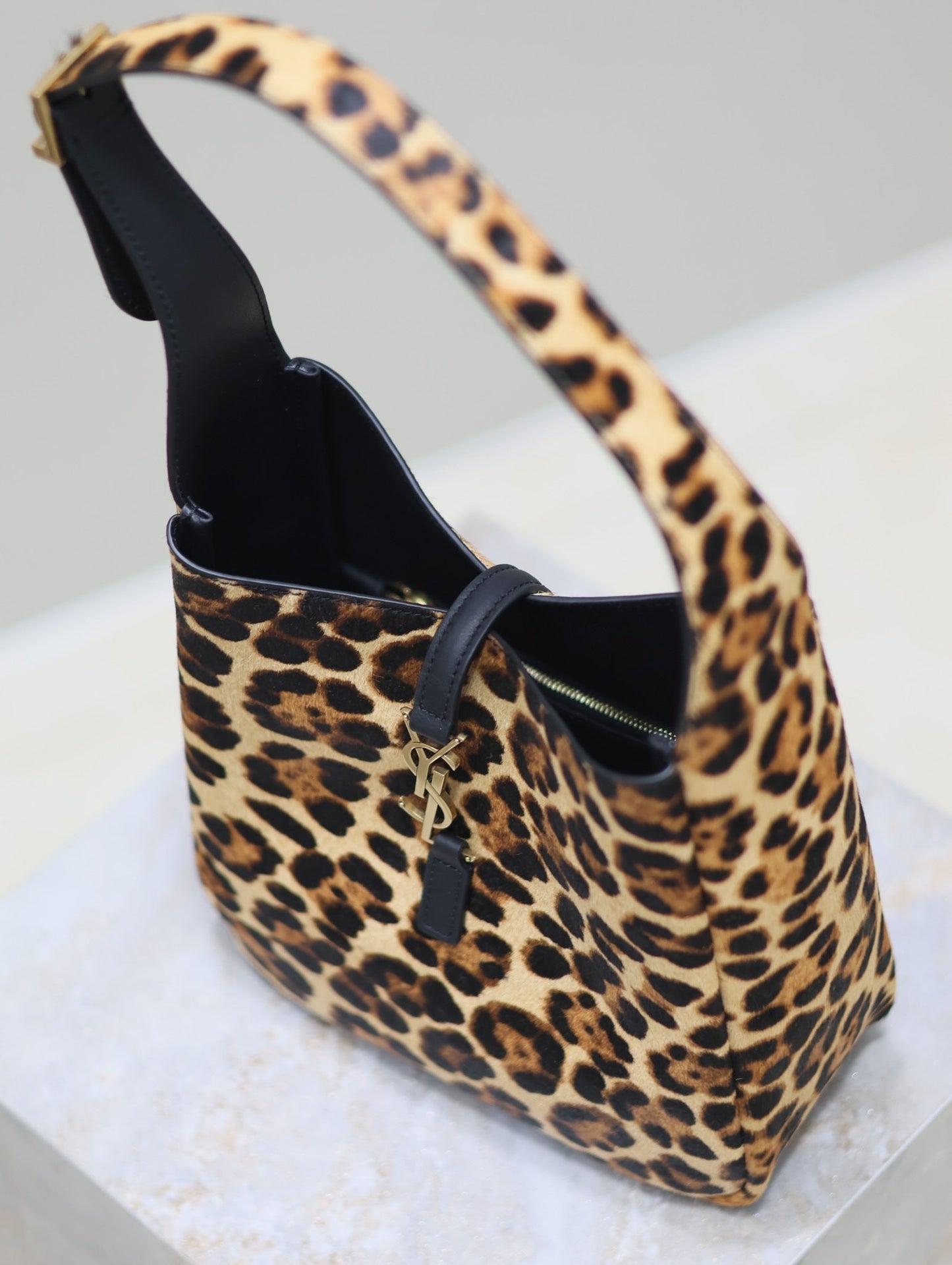 Luxury Saint Laurent LE 5 À 7 SMALL SUPPLE 23 IN LEOPARD PRINT CALFSKIN