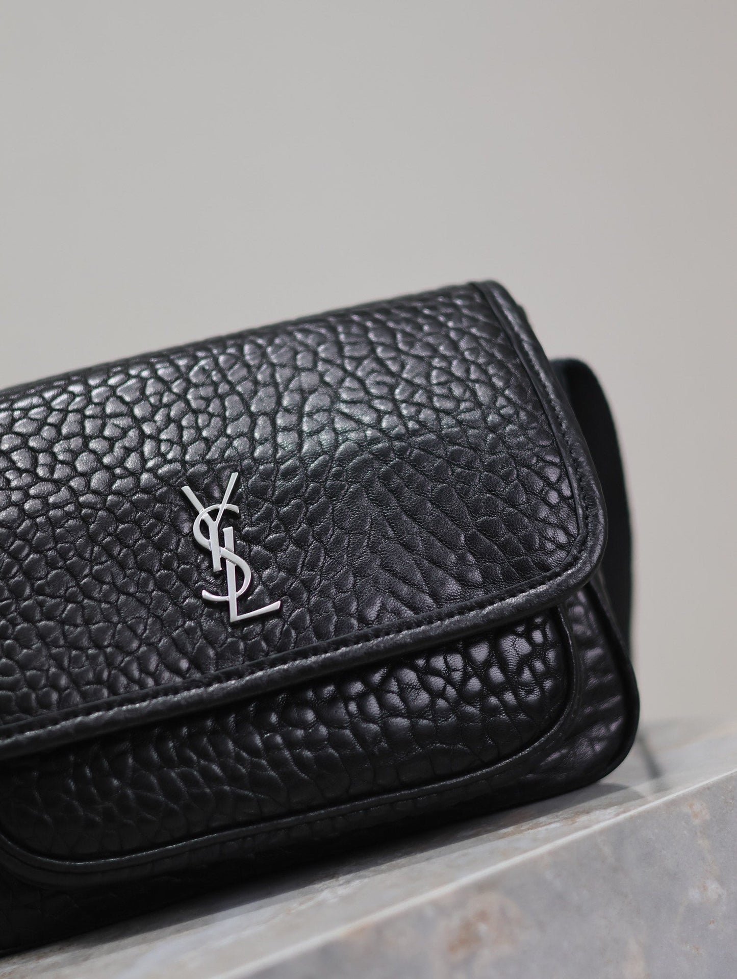 Luxury Saint Laurent NIKI BABY 22 IN BLACK ELEPHANT PATTERN LAMBSKIN SILVER LOGO