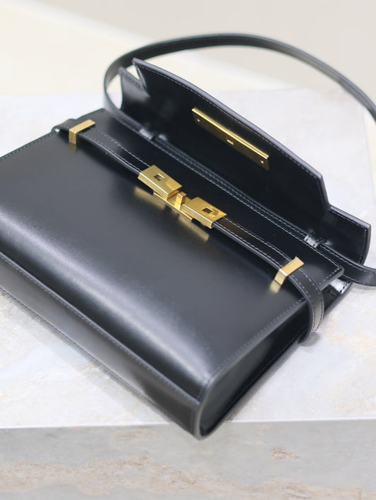 Luxury Saint Laurent MANHATTAN SMALL 24 IN BLACK SMOOTH LAMBSKIN GOLD HARDWARE