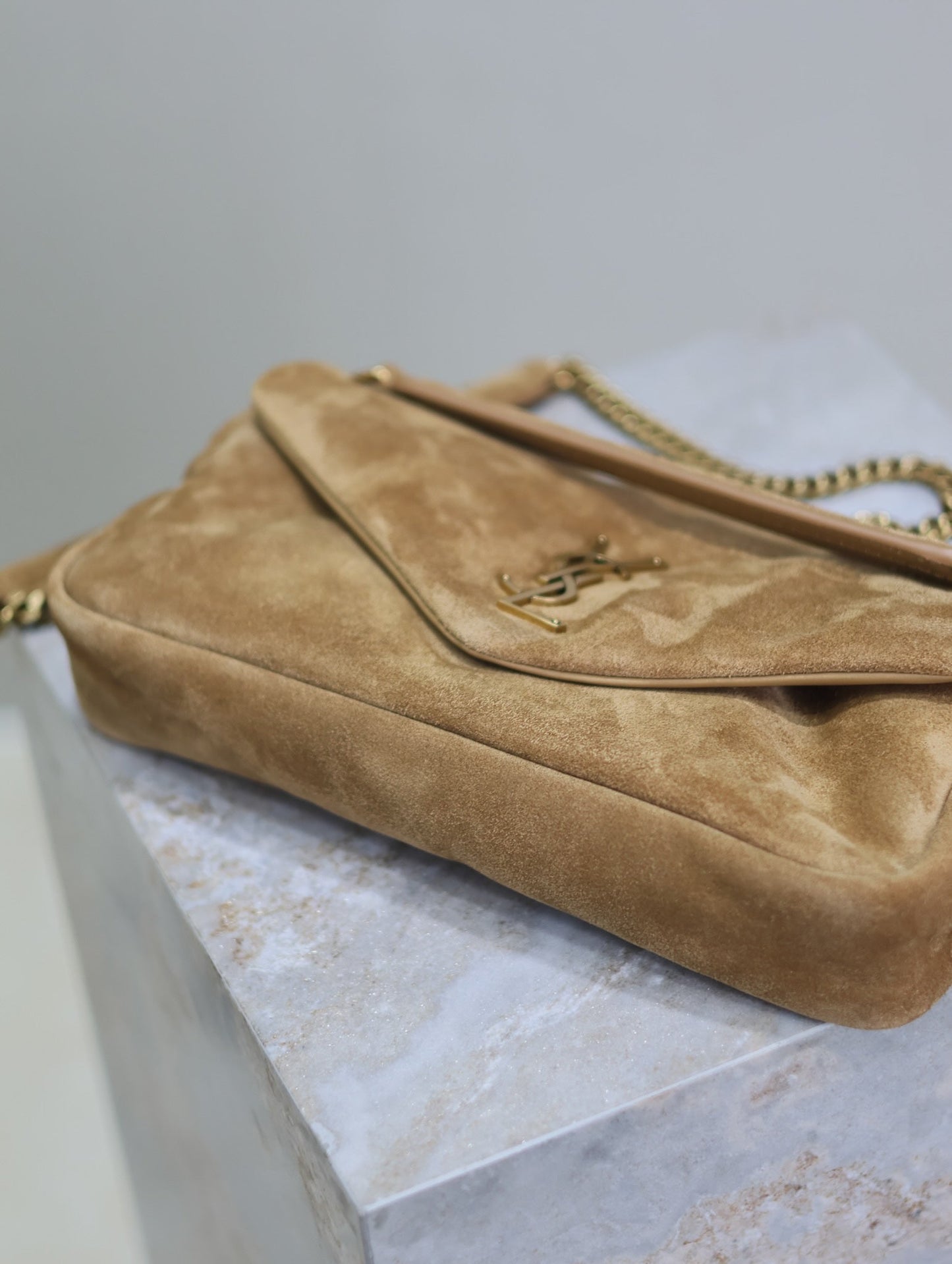 Luxury Saint Laurent CALYPSO BAG 26 IN CIDER BROWN SUEDE GOLD HARDWARE