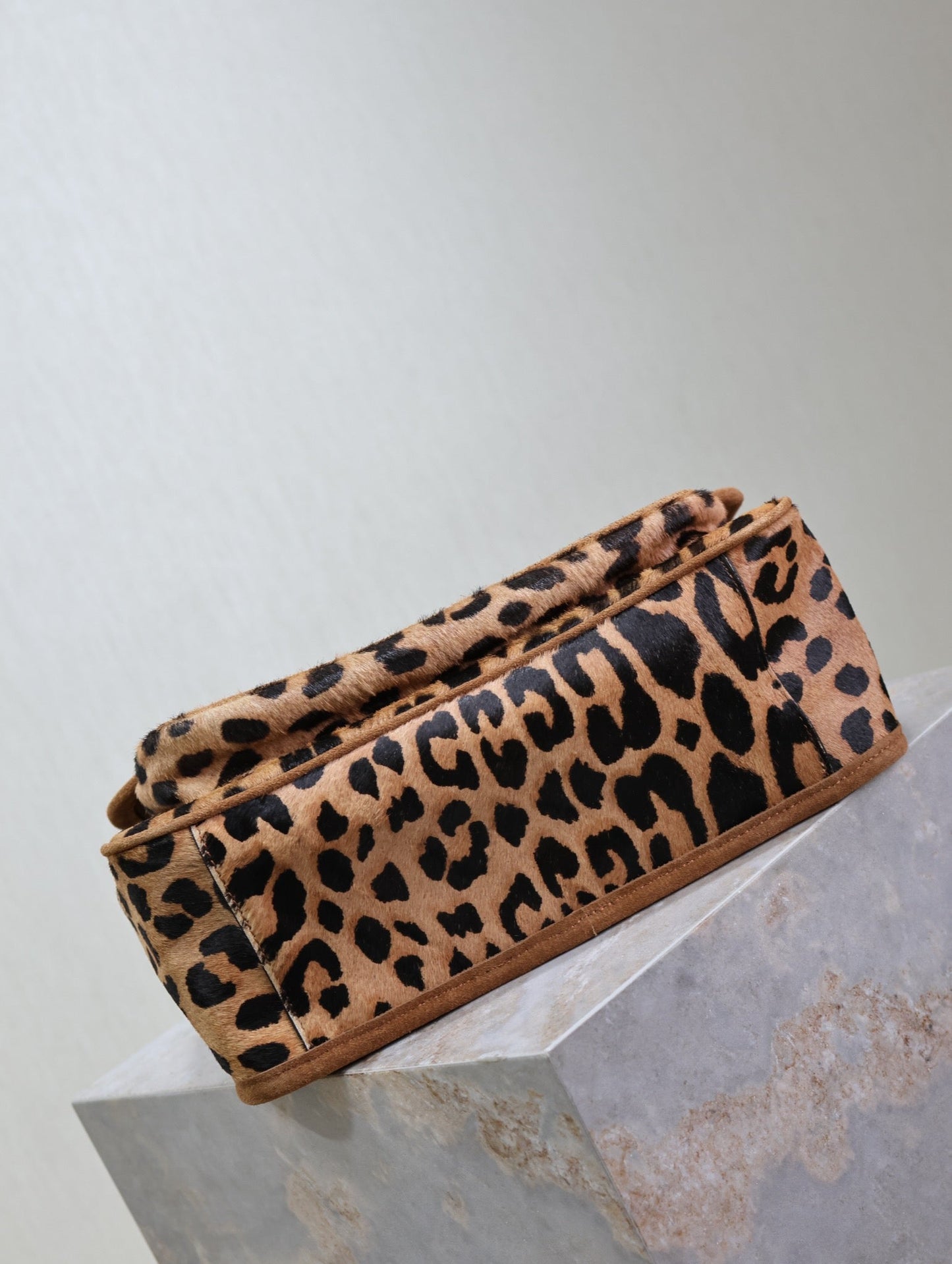 Luxury Saint Laurent NIKI MEDIUM 28 IN LEOPARD PRINT CALFSKIN AND BROWN SUEDE TRIM