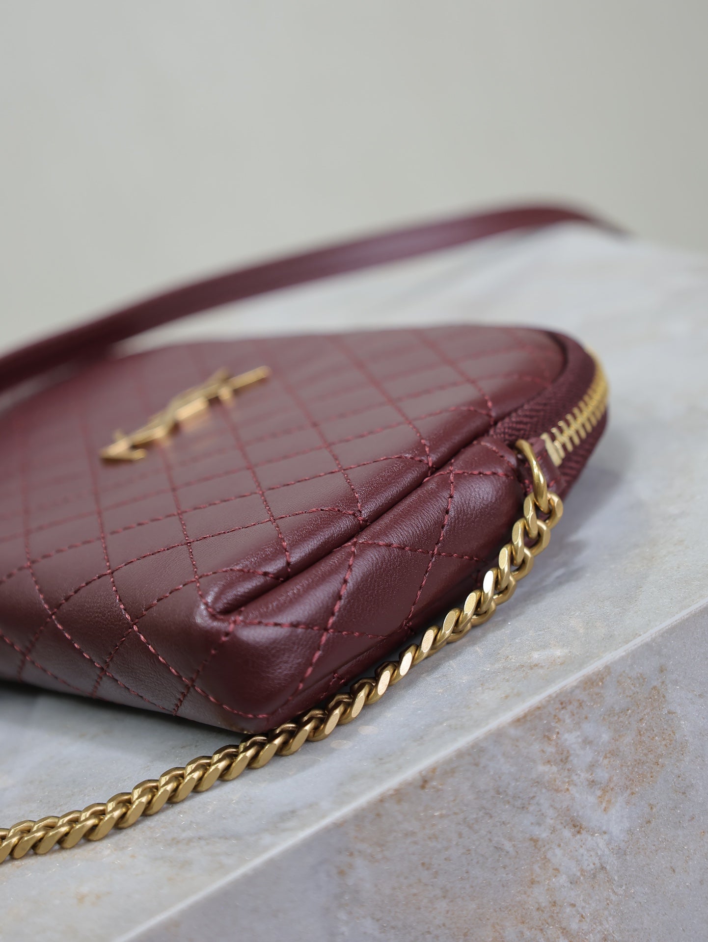 Luxury Saint Laurent GABY ZIPPED POUCH 19 IN WINE RED QUILTED LAMBSKIN GOLD HARDWARE