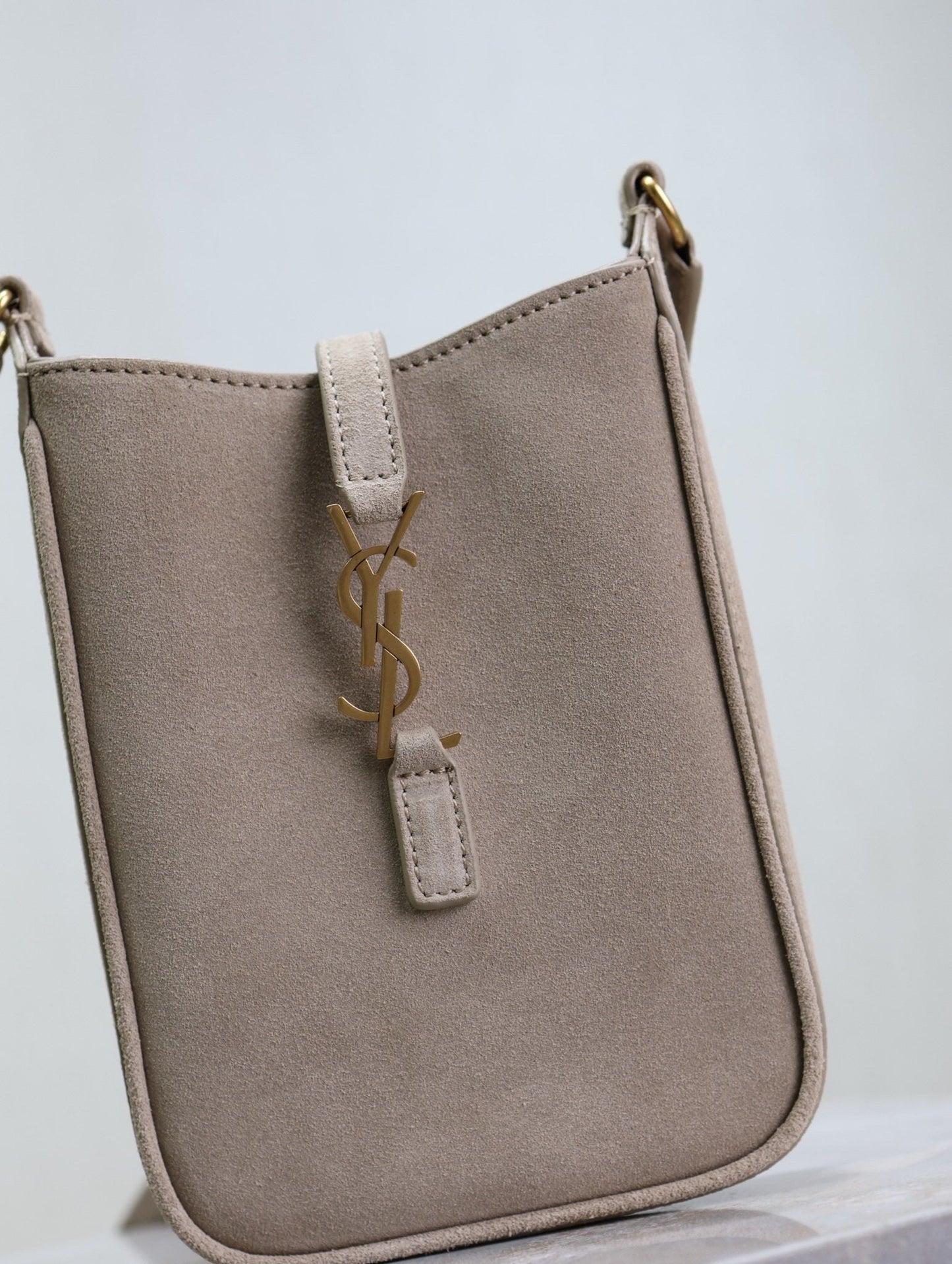 Luxury Saint Laurent LE 5 À 7 HOBO MINI BAG 18 IN LIGHT BROWN SUEDE COPPER HARDWARE