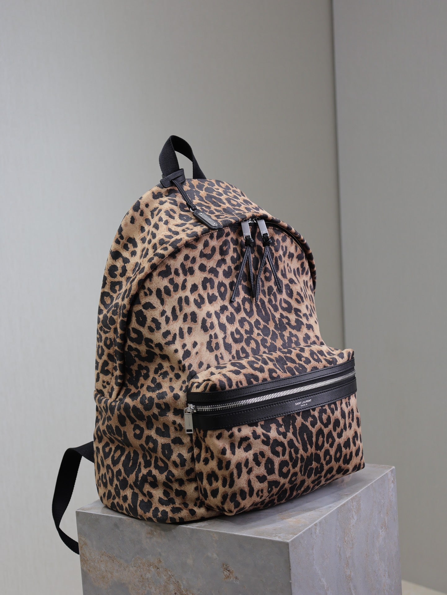 Luxury Saint Laurent CITY BACKPACK 38 IN LEOPARD PRINT VELVET