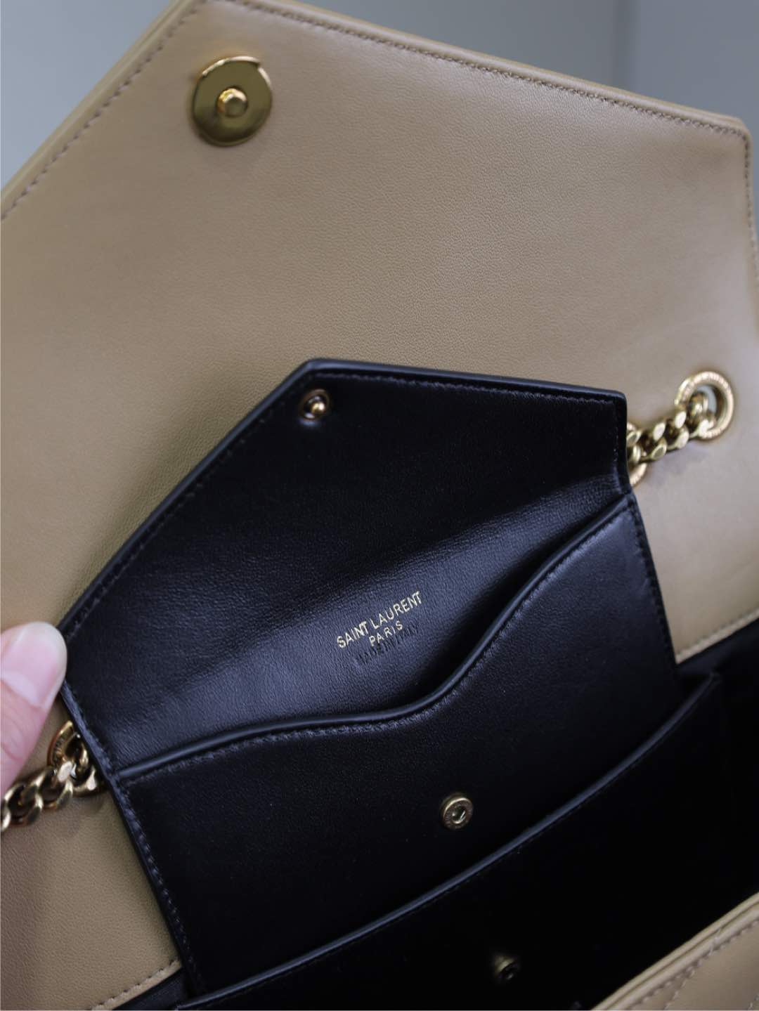 Luxury Saint Laurent LOULOU MEDIUM 29 IN MILK TEA SHEEPSKIN GOLD HARDWARE