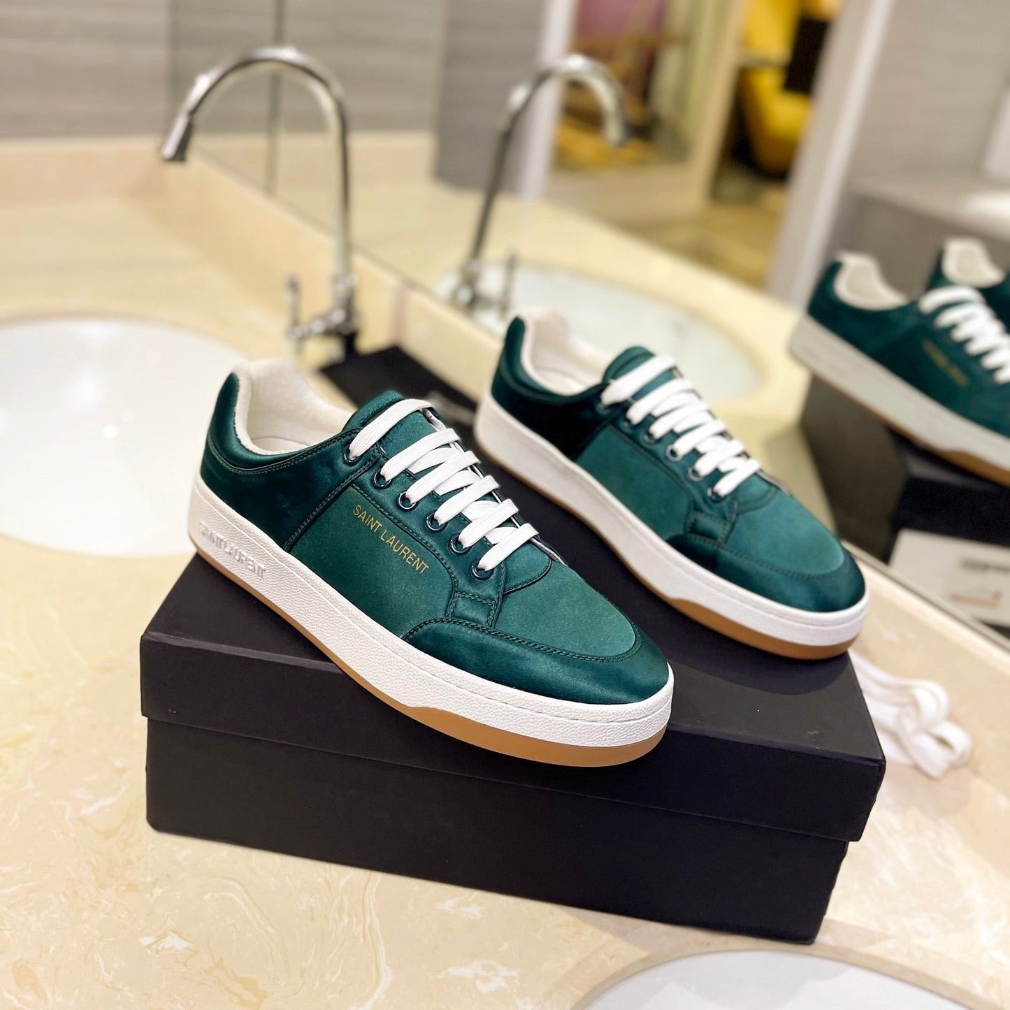 Luxury Saint Laurent SL SL/61 SNEAKERS CASTLETON GRREN SATIN