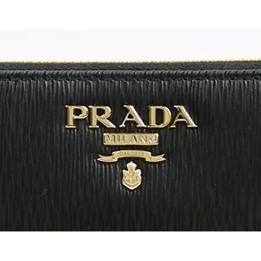Luxury PradaBlack Vitello Move Leather Zip Around Wallet