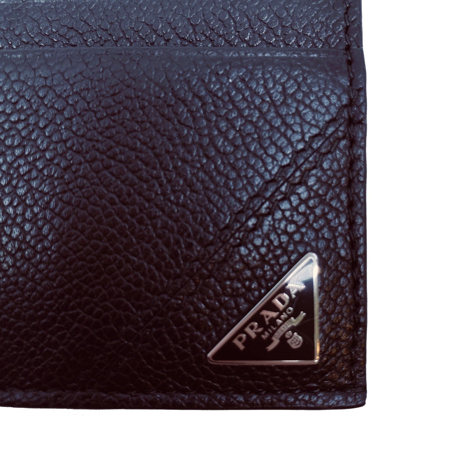 Luxury PradaVitello Micro Grain Black Triangle Logo Cardholder Wallet