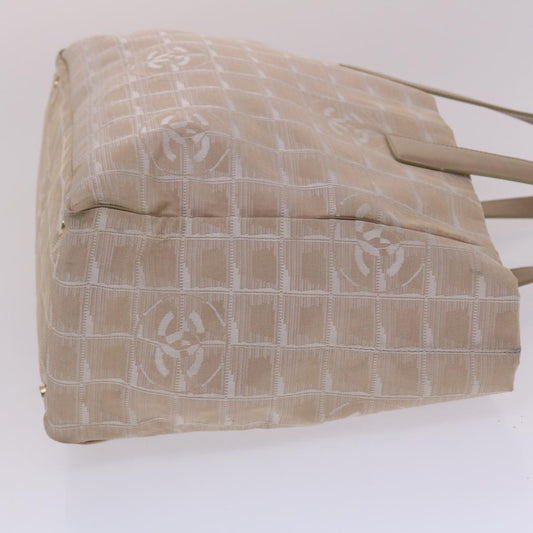 Luxury Chanel New Travel Line Shoulder Bag Nylon Beige CC yb272