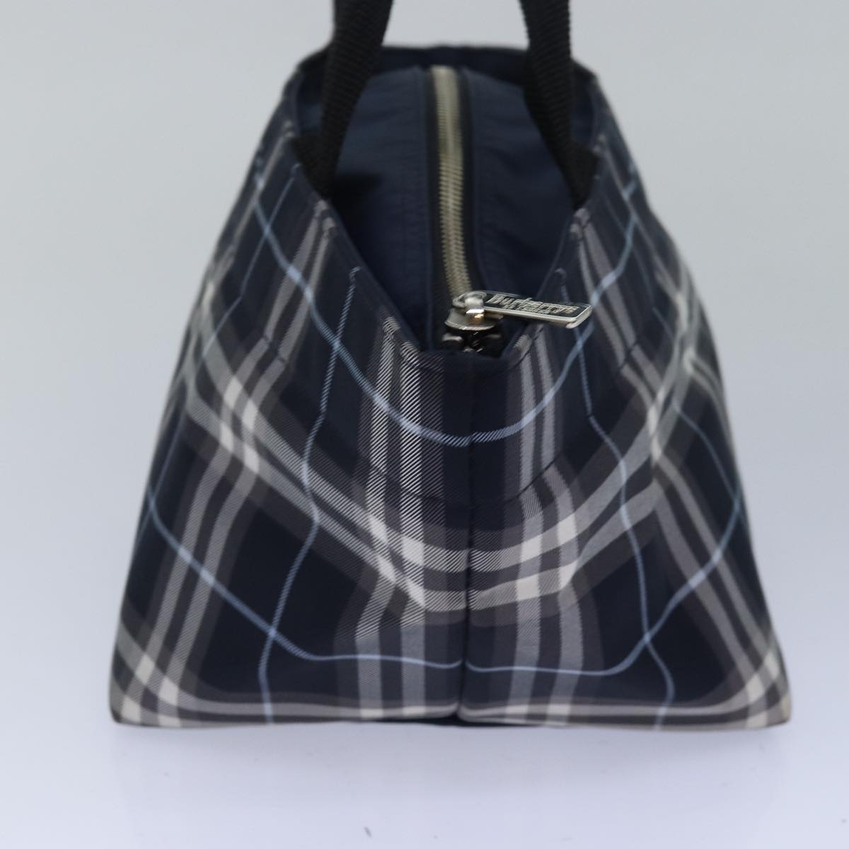 Luxury BurberrySs Nova Check Blue Label Hand Bag Nylon Navy Auth yk13111