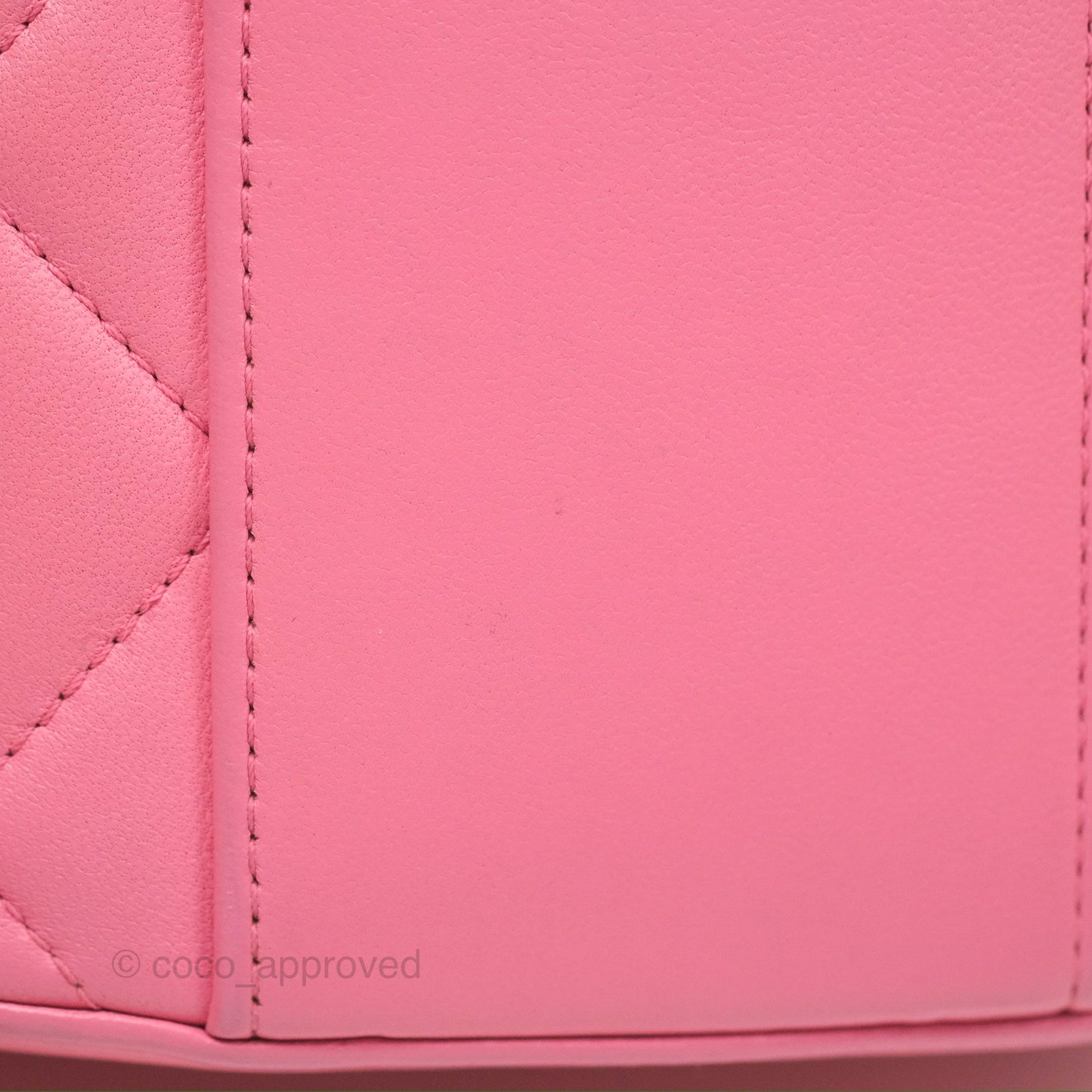 Chanel Small Quilted Top Handle Vanity Case Pink Lambskin Gold Hardware