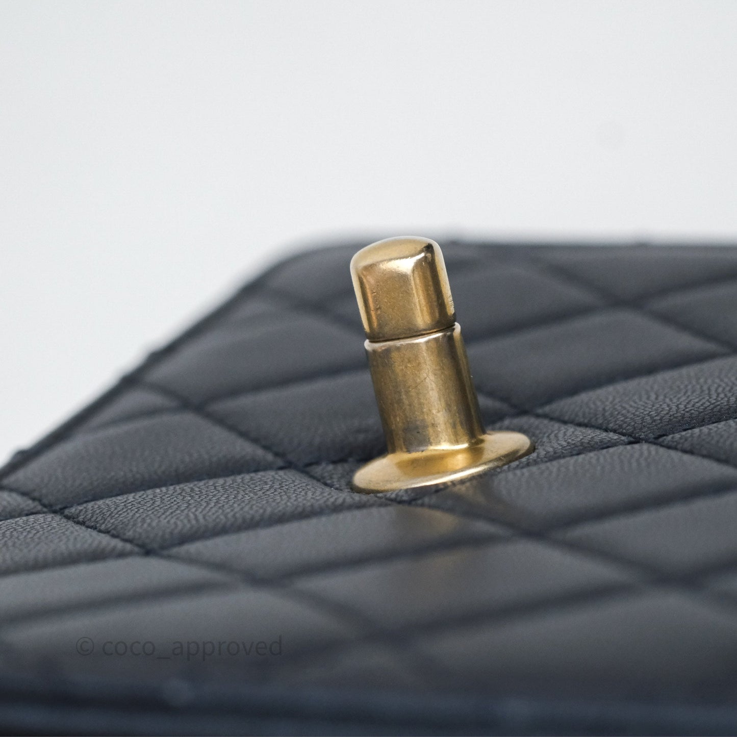 Chanel Quilted Chic Pearls Flap Iridescent Navy Goatskin Aged Gold Hardware