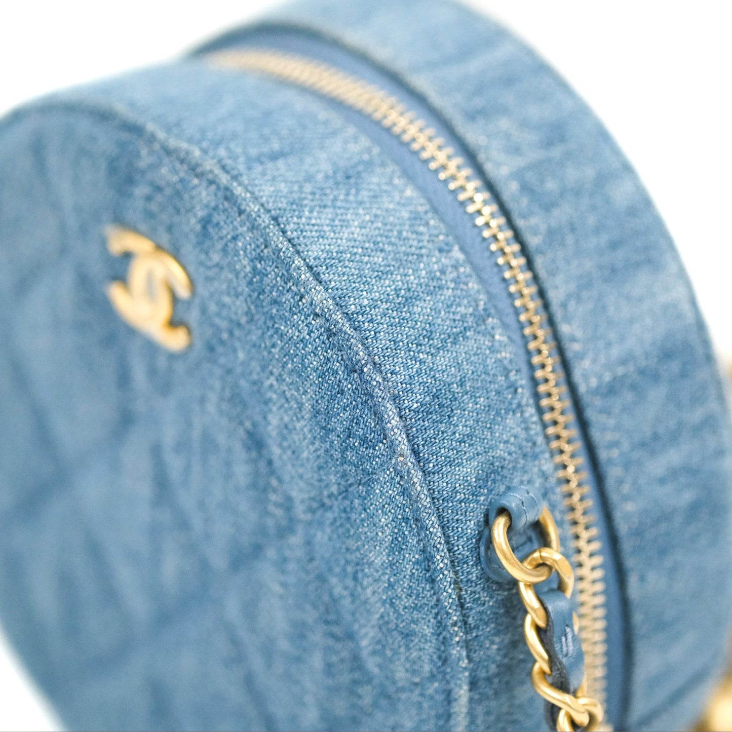 Chanel Quilted Pearl Crush Round Clutch With Chain Denim Aged Gold Hardware