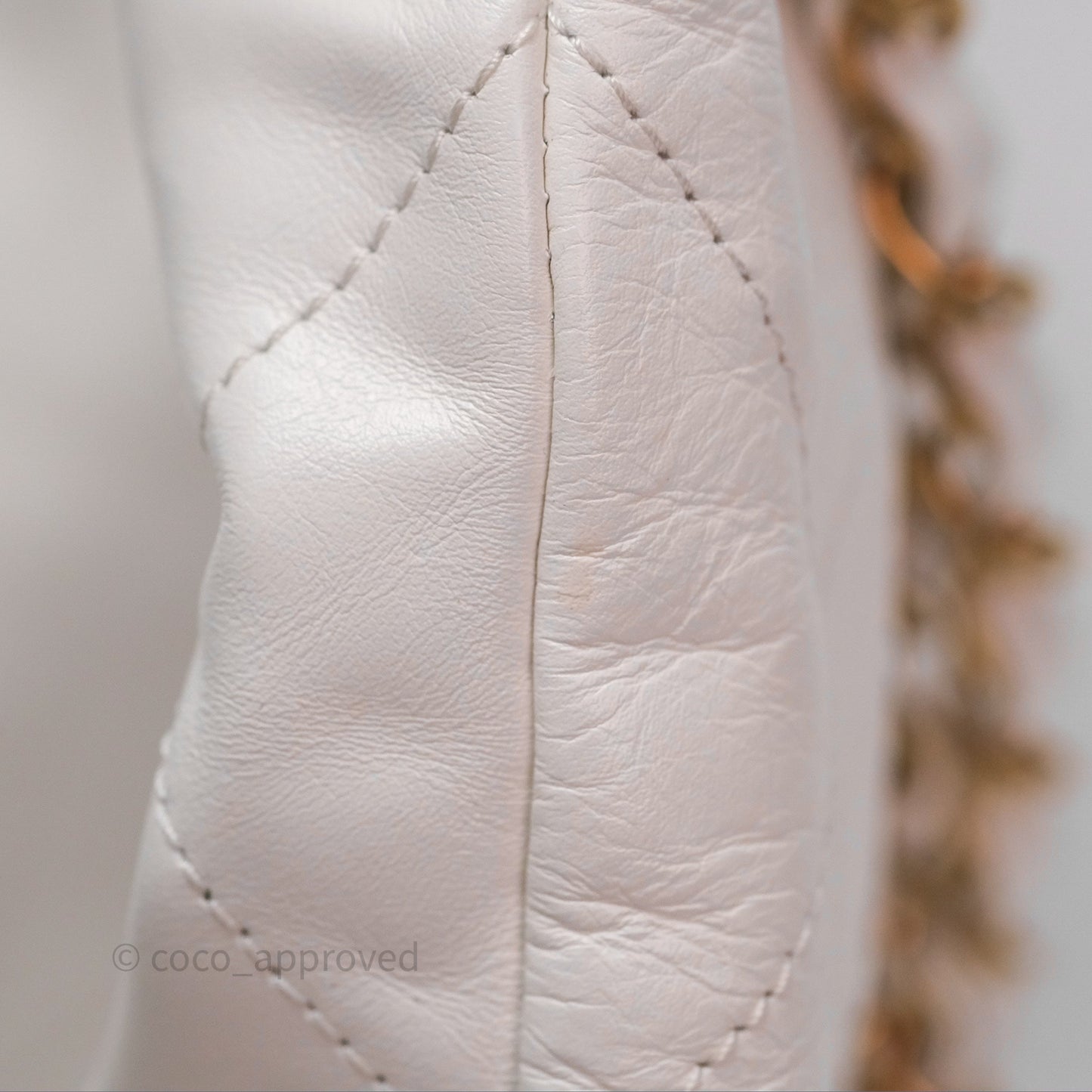Chanel 22 Small White Shiny Calfskin Aged Gold Hardware