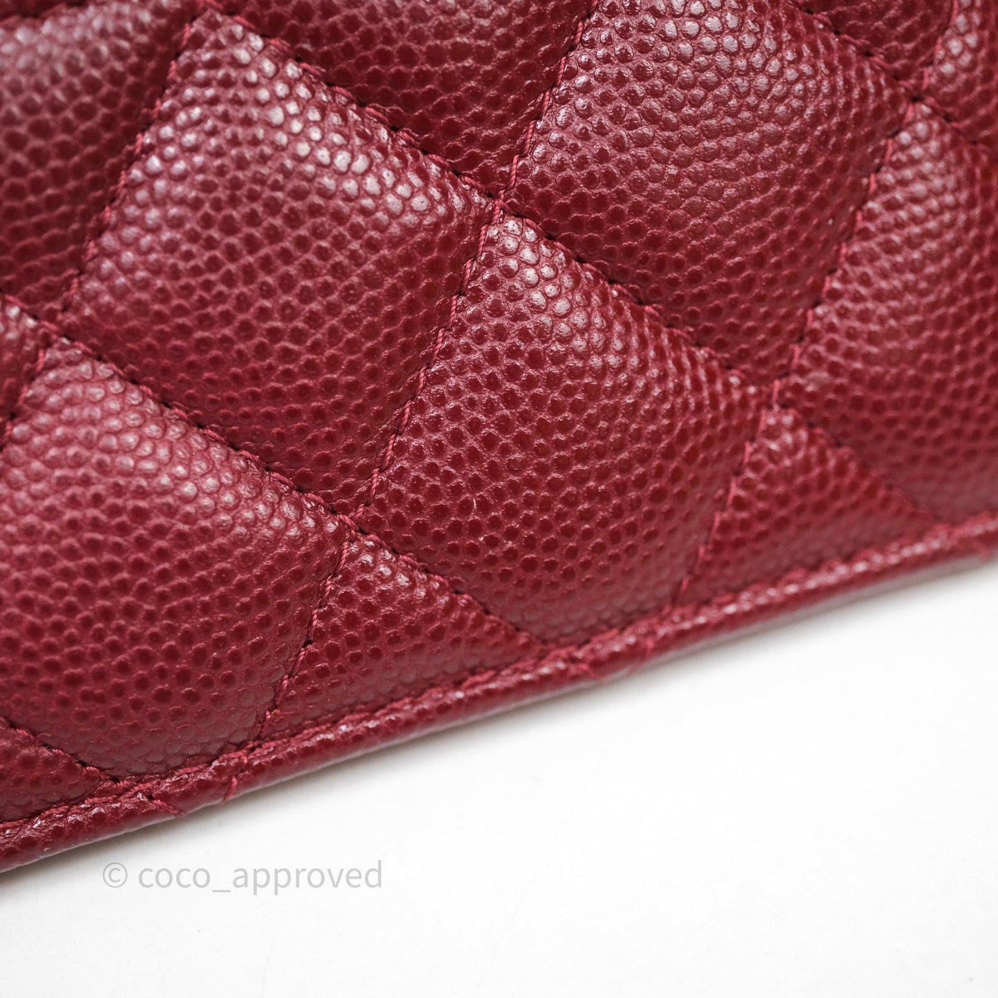 Chanel Classic Caviar Zipped Card Holder Burgundy Gold Hardware