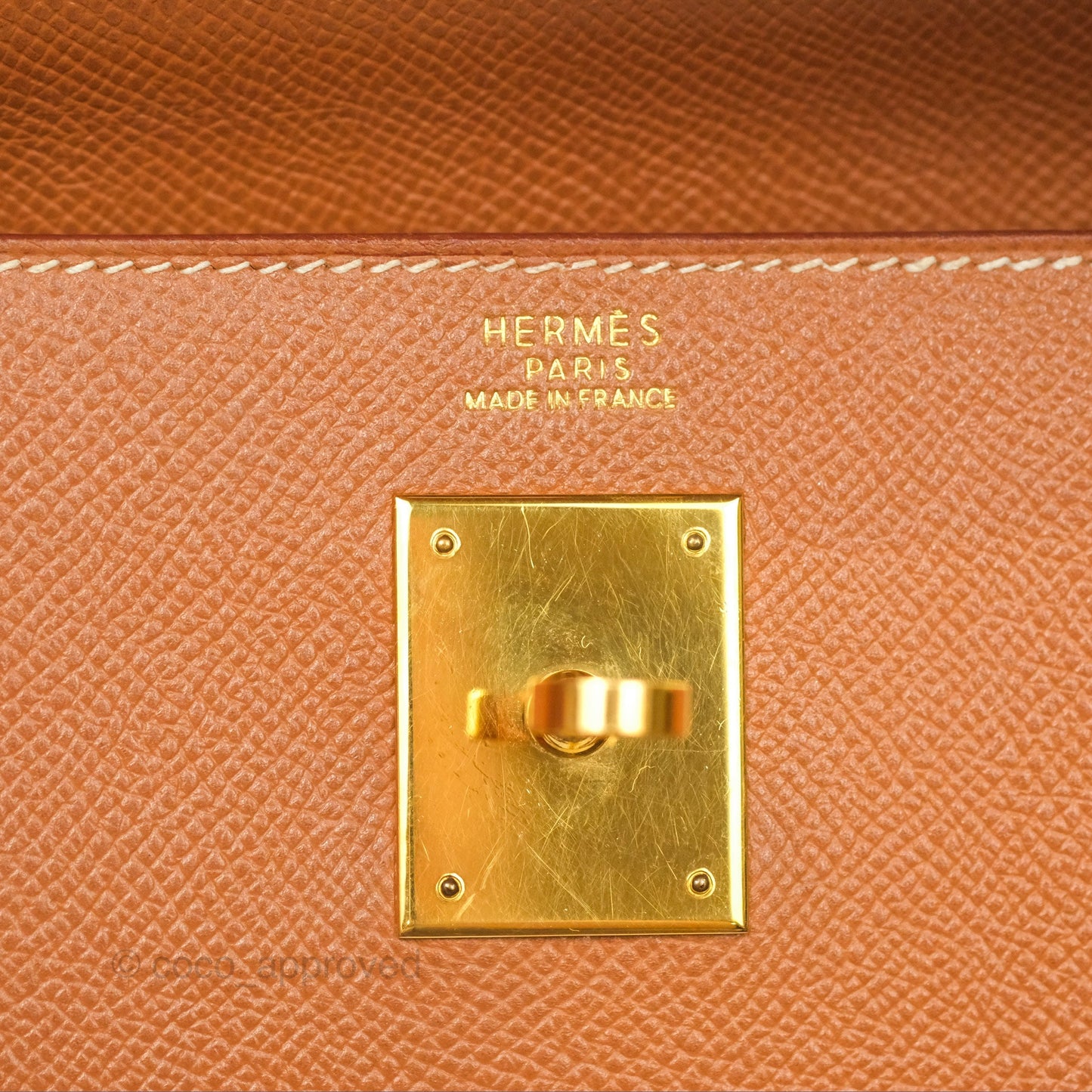 Hermès Kelly 32 Sellier Gold Epsom Gold Hardware