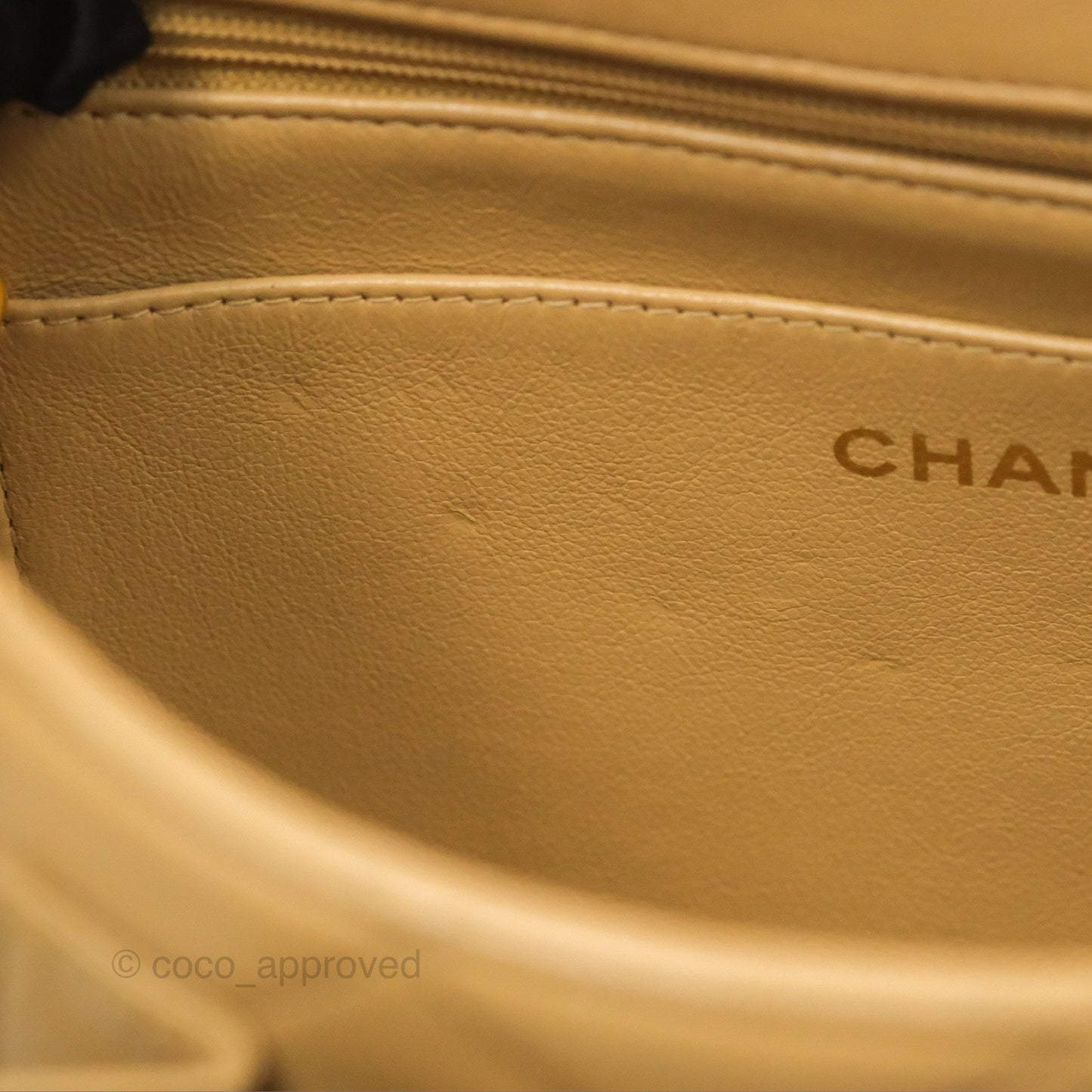 Chanel Vintage Flap Bag Beige Lambskin Gold Hardware